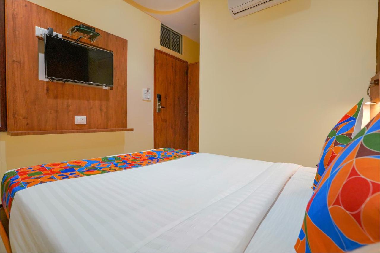 Hotel Fabexpress Colaba Grand Bombaj Exteriér fotografie