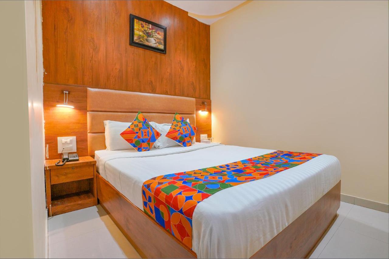 Hotel Fabexpress Colaba Grand Bombaj Exteriér fotografie