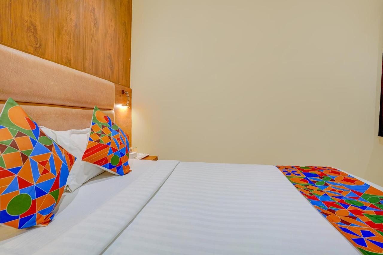 Hotel Fabexpress Colaba Grand Bombaj Exteriér fotografie