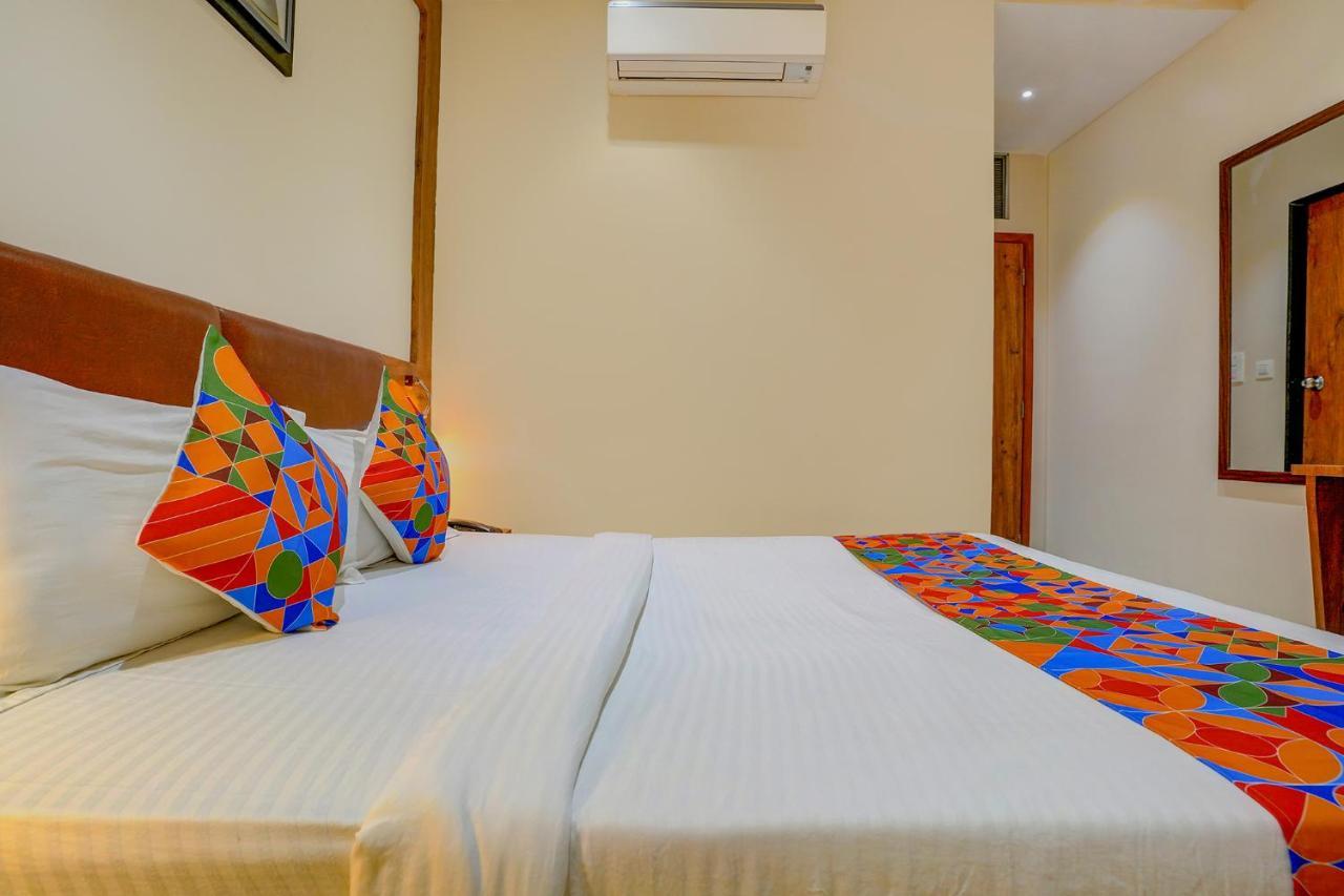 Hotel Fabexpress Colaba Grand Bombaj Exteriér fotografie