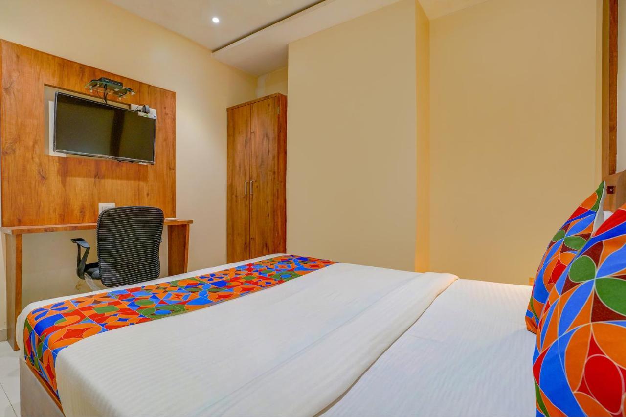 Hotel Fabexpress Colaba Grand Bombaj Exteriér fotografie